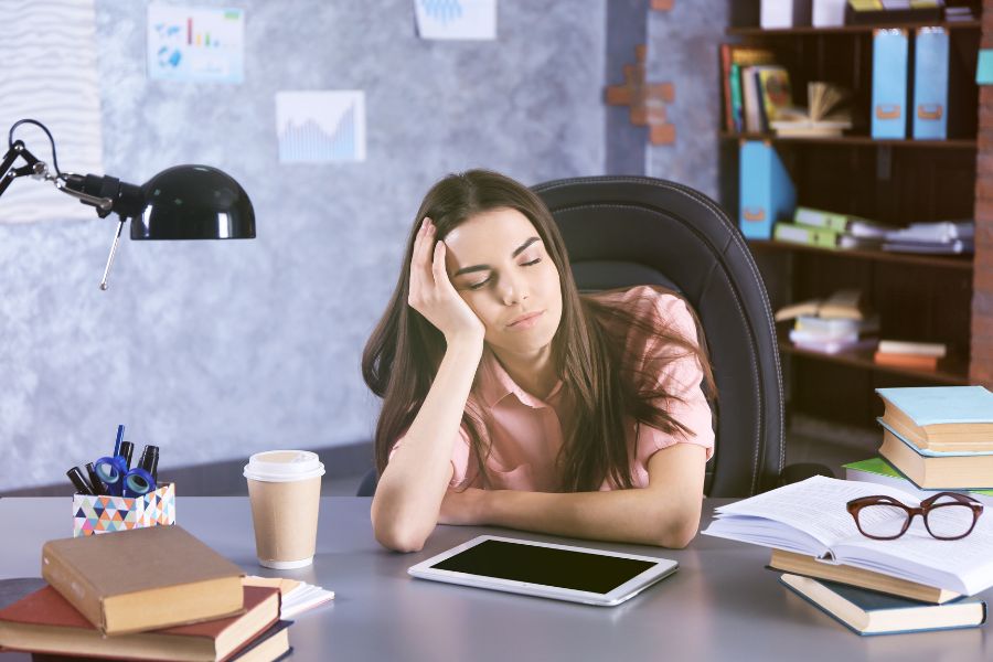 Cansancio y sueño extremo: ¿qué lo causa y cómo combatirlo?